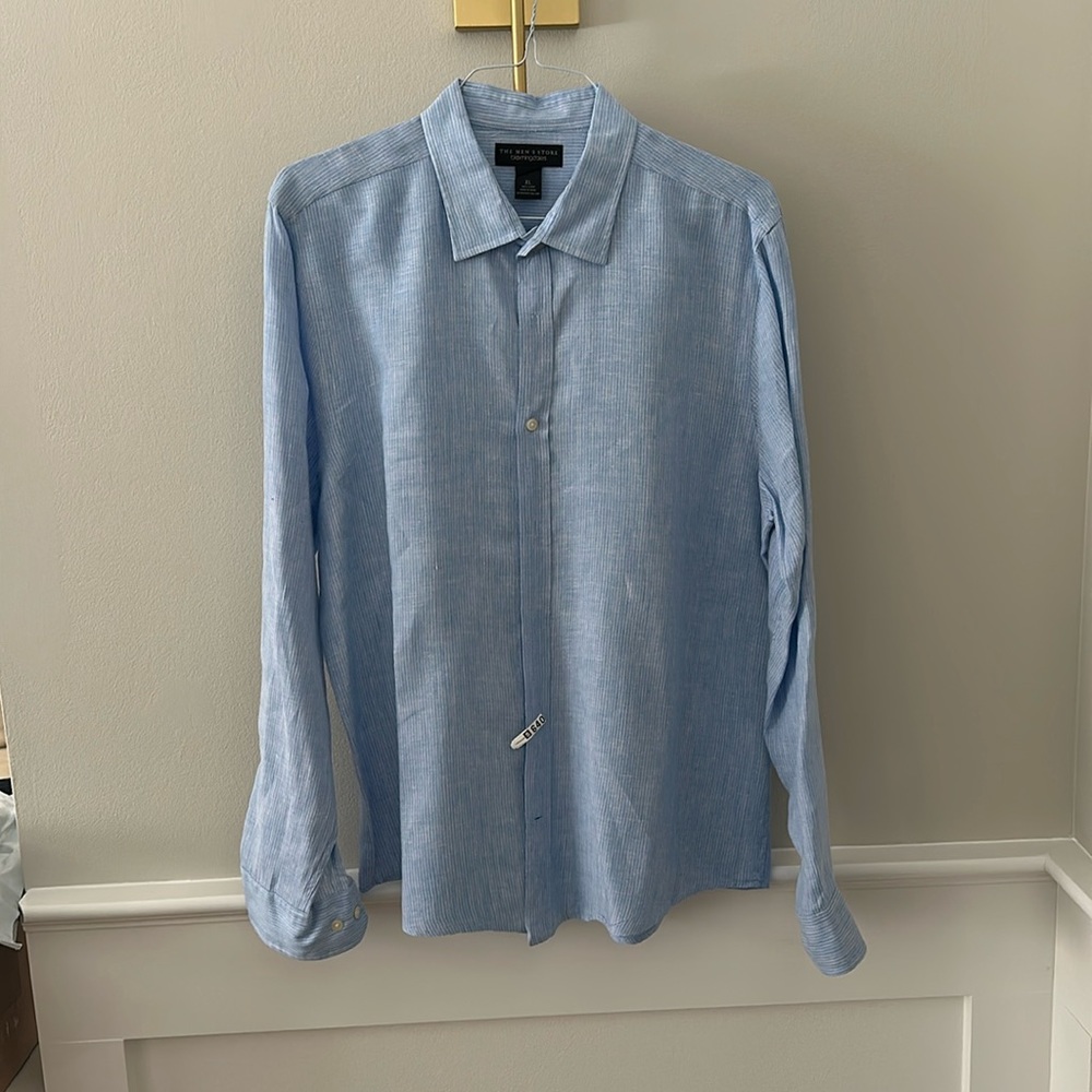 Bloomingdale’s Button Down XL